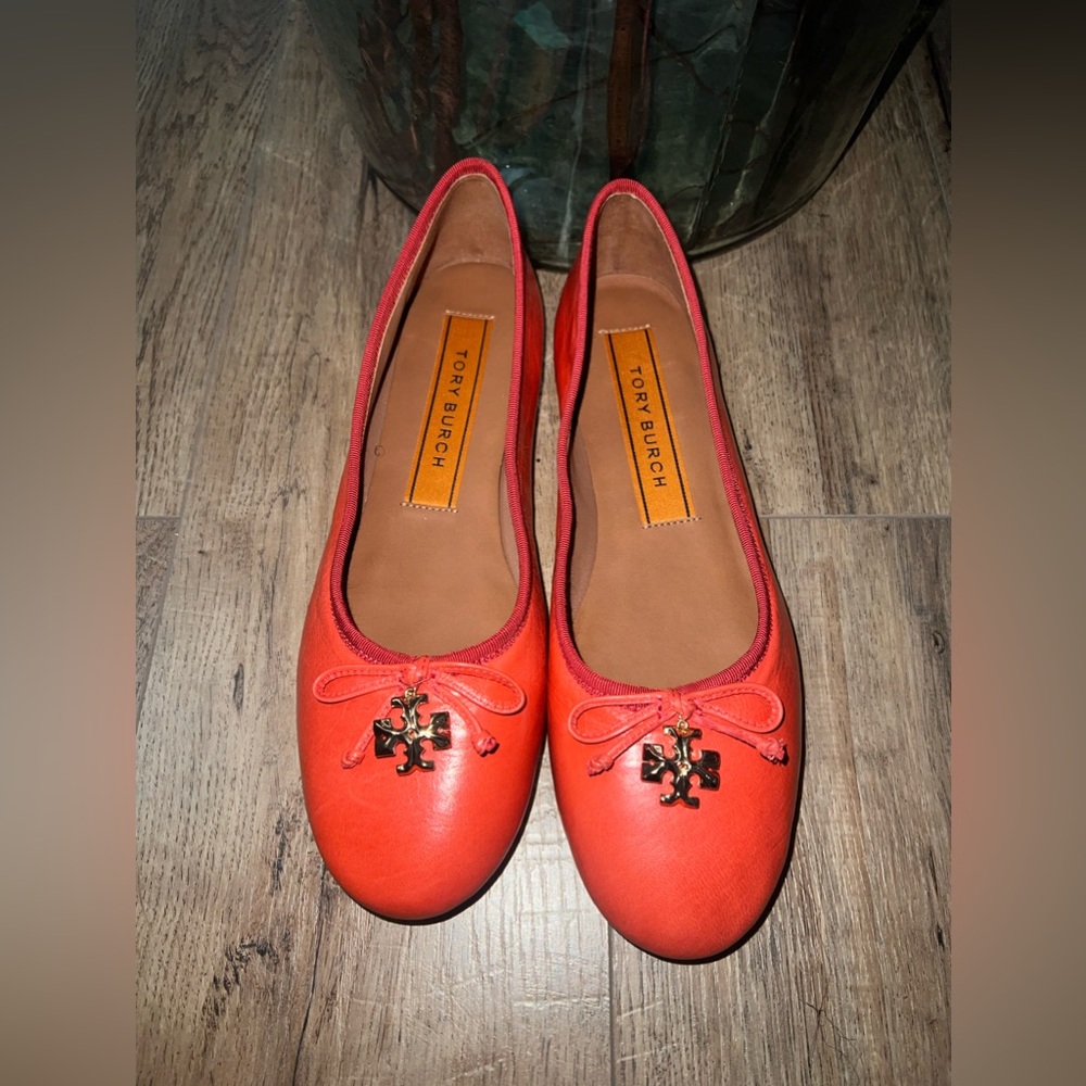NWOB Tory Burch Charm Ballet Flats